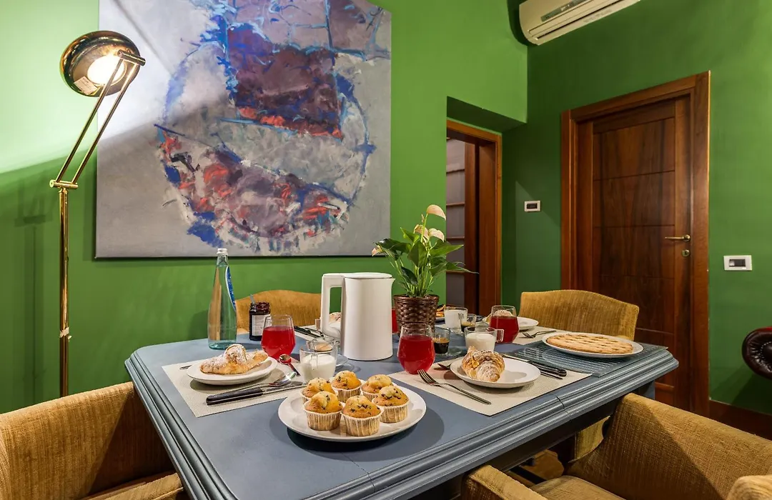 Fico Giallo - Piazza Navona Apartment-1