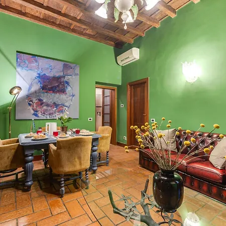 Fico Giallo - Piazza Navona Apartment-2